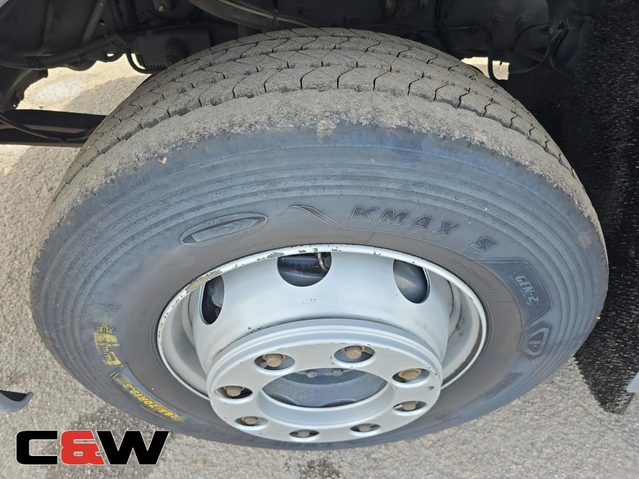 Vehicle image 20